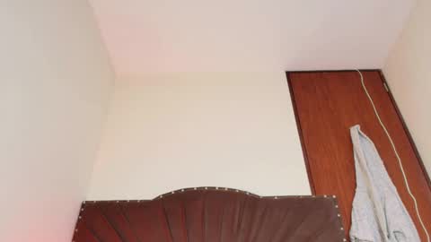 Snapshot of victoria_exxotic chatting on October 2025 08:02:02 PM victoria online show from October 2025 08:02:02 PM