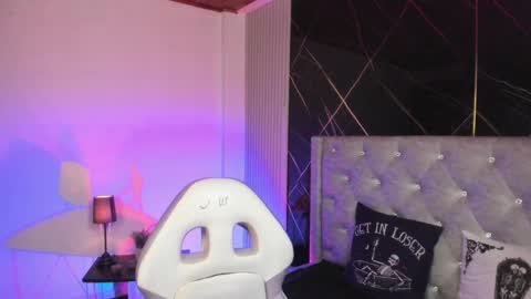 Snapshot of victoria_floyd1 chatting on February 2026 09:33:01 PM victoria_floyd1 online show from February 2026 09:33:01 PM