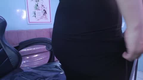 Victoria online show from September 2025 01:35:01 PM