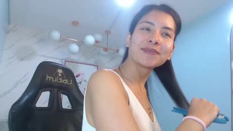 Victoria online show from May 2026 12:59:01 PM
