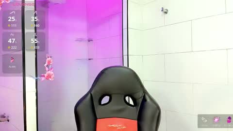 Victoria online show from November 2025 07:24:01 PM