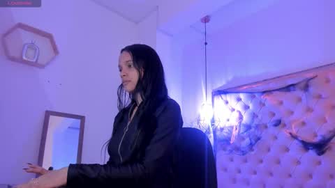 victoria_kitt online show from November 2025 07:05:01 PM