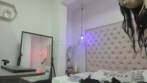 victoria_kitt online show from July 2026 10:56:01 PM