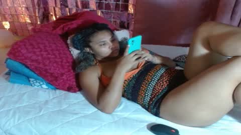 VICKY online show from February 2025 05:12:02 AM