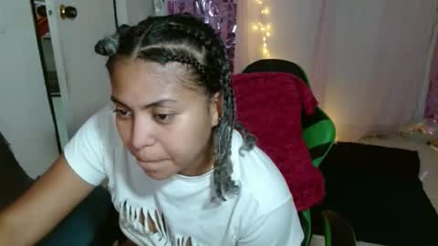 VICKY online show from September 2025 11:19:02 PM