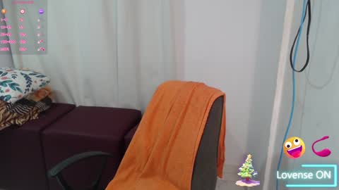 Snapshot of victoria_milf06 chatting on December 2024 09:48:02 AM victoria online show from December 2024 09:48:02 AM