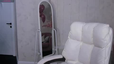 Victoria My schedule for the week 2 GMT 3am-9am TuWeThFrSa online show from March 2026 09:28:01 AM