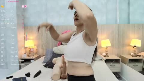 victoria_pachon online show from May 2026 07:08:01 PM