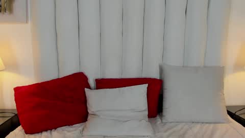 Snapshot of victoria_queen2 chatting on February 2025 04:14:01 AM victoria_queen2 online show from February 2025 04:14:01 AM