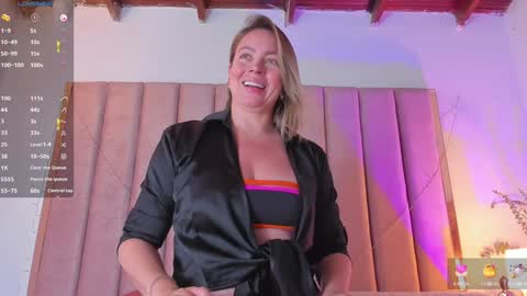 VICTORIA online show from December 2024 10:34:02 PM