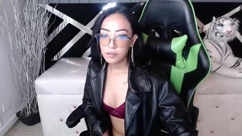 Snapshot of victoria_ricci_a chatting on January 2025 04:57:01 PM Victoria online show from January 2025 04:57:01 PM