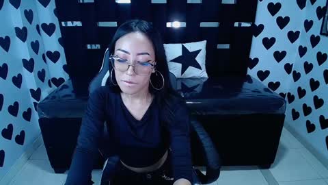 Snapshot of victoria_ricci_a chatting on February 2025 04:33:01 PM Victoria online show from February 2025 04:33:01 PM