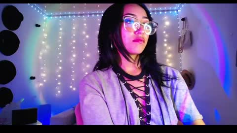 Snapshot of victoria_ricci_a chatting on March 2025 04:05:02 AM Victoria online show from March 2025 04:05:02 AM