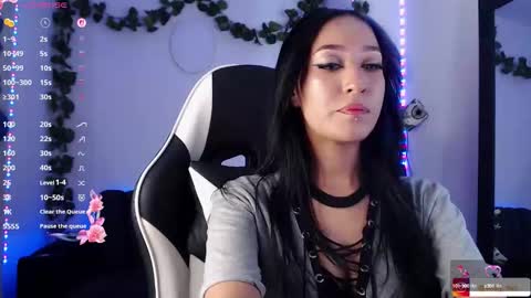 Snapshot of victoria_ricci_a chatting on October 2025 12:43:02 AM Victoria online show from October 2025 12:43:02 AM