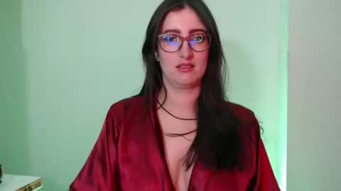 Victoria online show from December 2024 08:18:01 PM