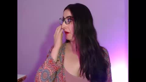 Victoria online show from January 2025 10:15:02 PM