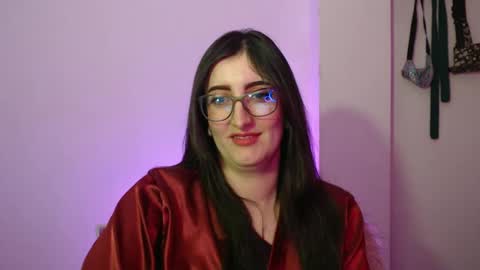 Victoria online show from September 2025 08:45:01 PM