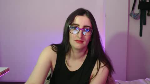 Victoria online show from September 2025 08:46:01 PM