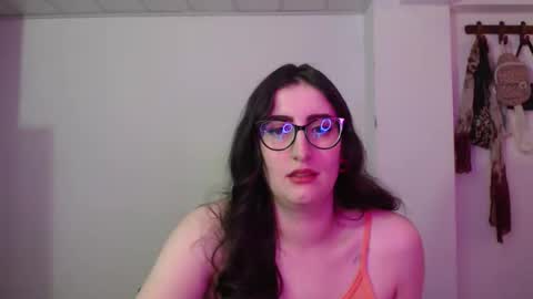 Victoria online show from April 2026 08:39:01 PM