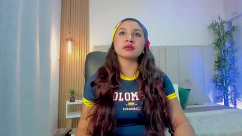 VICTORIA  online show from July 2026 01:17:01 PM