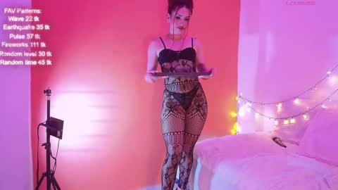 victoria_rossett online show from October 2025 11:59:02 PM