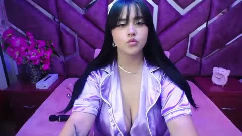 Snapshot of victoria_rossy_ chatting on February 2025 01:06:01 PM Victoria online show from February 2025 01:06:01 PM