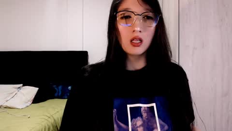 Victoria online show from January 2025 10:08:02 PM