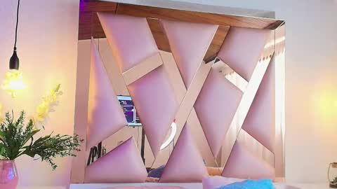 victoria online show from September 2025 06:41:02 PM