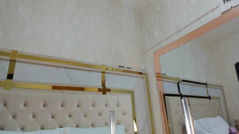 Snapshot of victoriaa_millers chatting on October 2025 07:23:02 PM Victoria Sofia online show from October 2025 07:23:02 PM