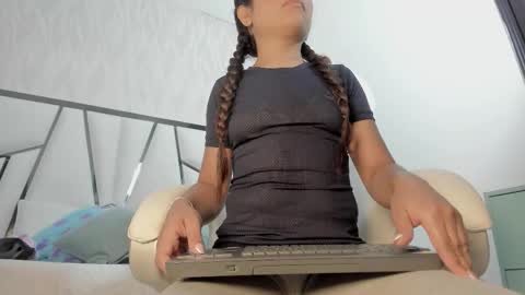 Snapshot of victoriaa_millers chatting on March 2026 07:09:01 PM Victoria Sofia online show from March 2026 07:09:01 PM