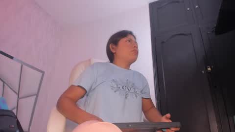 Victoria Sofia online show from May 2026 07:04:01 PM