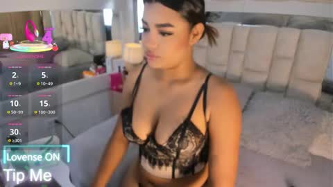 VICTORIA online show from October 2025 11:08:02 AM