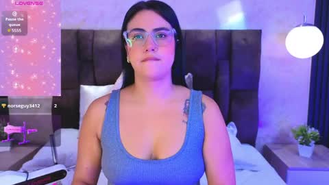 Victoria Andrade online show from May 2026 12:23:02 PM