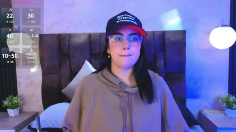Victoria Andrade online show from May 2026 12:23:02 PM