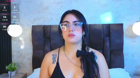 Victoria Andrade online show from June 2026 11:42:01 AM