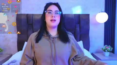 Victoria Andrade online show from July 2026 12:40:01 PM