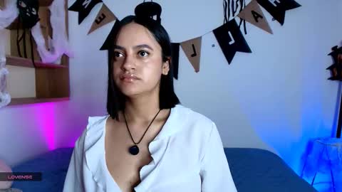 Snapshot of victoriablack_ chatting on October 2025 12:01:02 PM Victoria online show from October 2025 12:01:02 PM