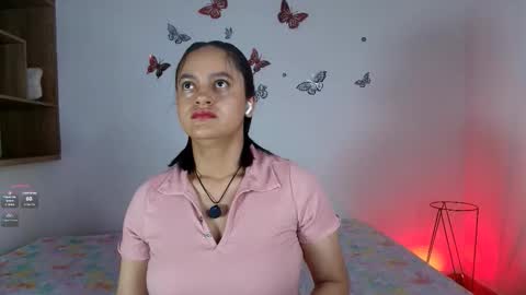 Snapshot of victoriablack_ chatting on November 2025 11:03:01 AM Victoria online show from November 2025 11:03:01 AM