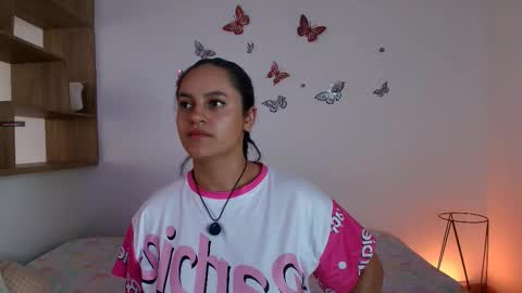 Snapshot of victoriablack_ chatting on November 2025 07:24:02 PM Victoria online show from November 2025 07:24:02 PM