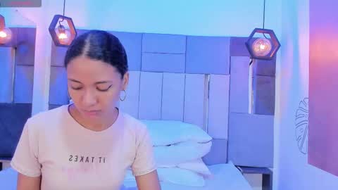 Victoria  online show from February 2026 08:07:02 PM