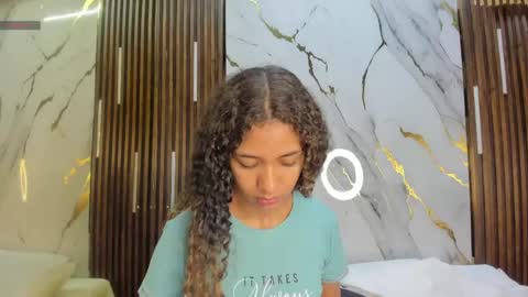 Snapshot of victoriaduarte chatting on May 2026 08:16:02 PM Victoria online show from May 2026 08:16:02 PM