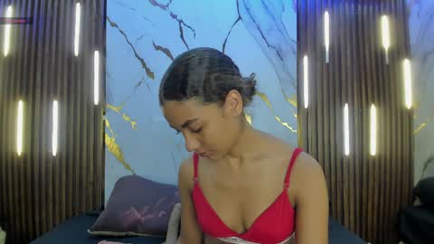 Snapshot of victoriaduarte chatting on May 2026 08:07:01 PM Victoria online show from May 2026 08:07:01 PM