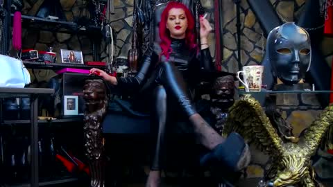 Victoria Heller online show from January 2025 05:41:02 AM