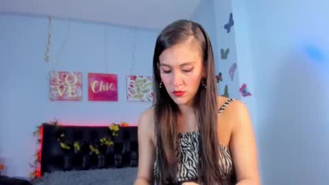 Victoria Larson - Independient Model online show from November 2025 09:37:01 PM