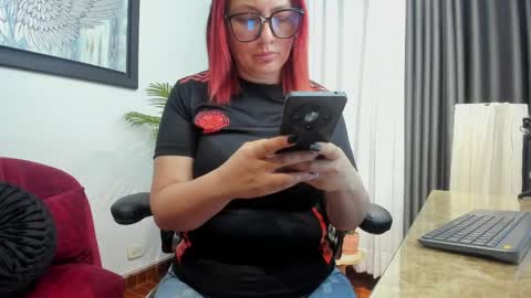 victoriapaker online show from May 2026 12:02:02 PM