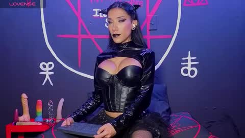 Victoria Vampire online show from September 2025 09:38:02 PM