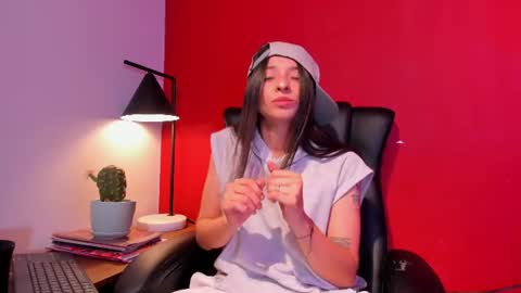 victoriazaenz online show from July 2026 02:53:02 AM