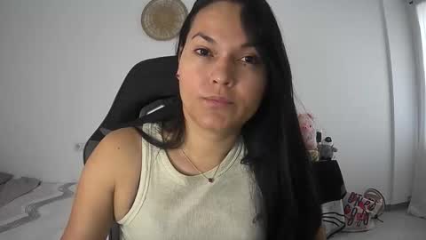 Snapshot of victorigamers chatting on November 2025 07:42:02 AM victorigamers online show from November 2025 07:42:02 AM