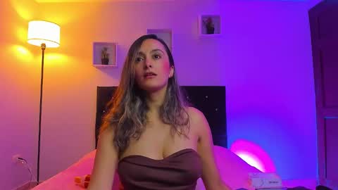 victoriia_rose_ online show from April 2026 04:02:02 AM