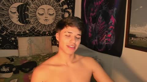 Victorino Jhonson online show from December 2024 12:30:02 AM